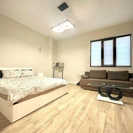 Nataly New Luxury Apartment On Black Sea Варна Экстерьер фото